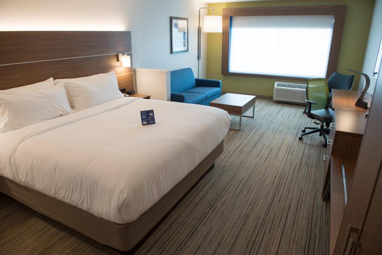 Holiday Inn Express Hotel & Suites Goshen By Ihg Exterior foto