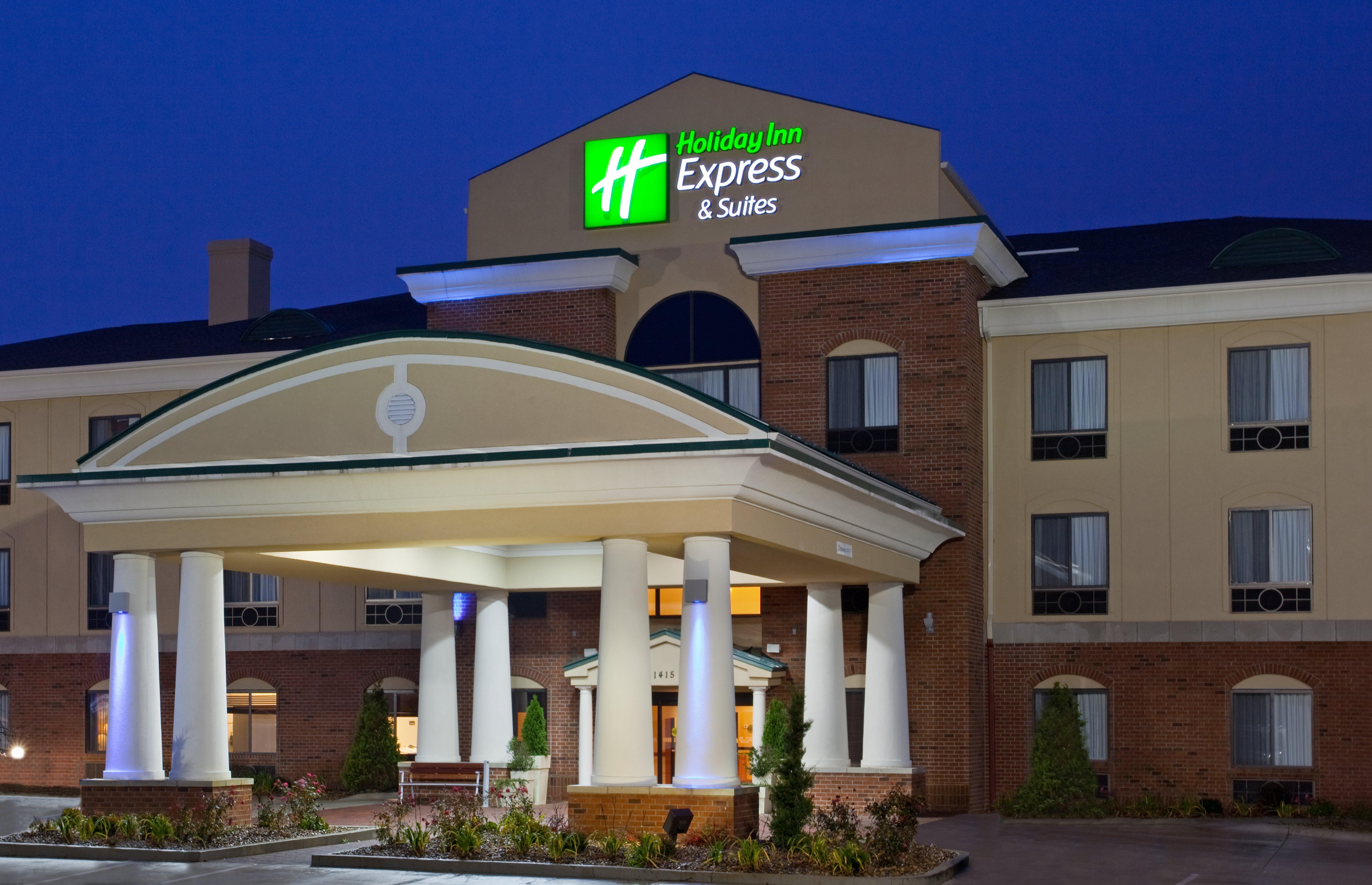 Holiday Inn Express Hotel & Suites Goshen By Ihg Exterior foto